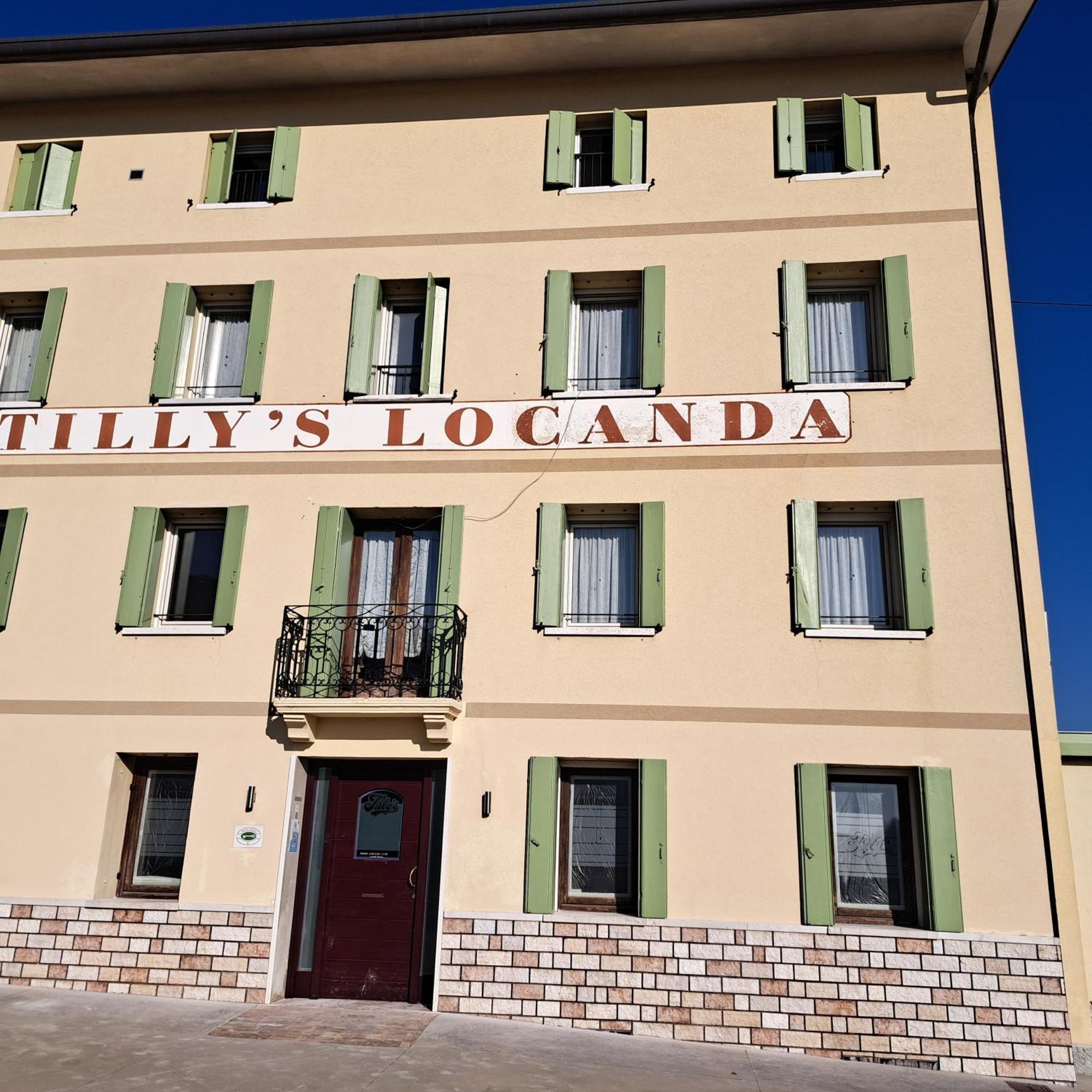 Tilly'S Locanda Борсо-дель-Граппа Экстерьер фото